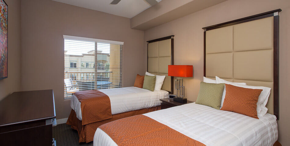 2 Bedroom Condos for rent in Phoenix - kitchen